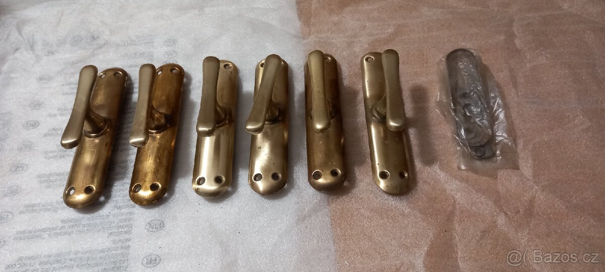 Starožitné Mosazné kliky do oken - 2