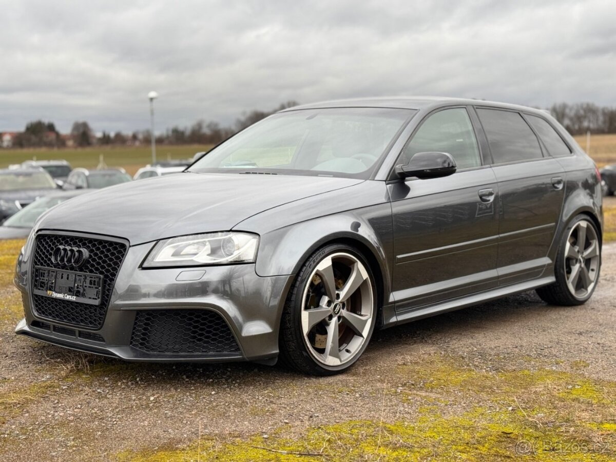 Audi RS3 2.5 TFSI Sportback Quattro - 2