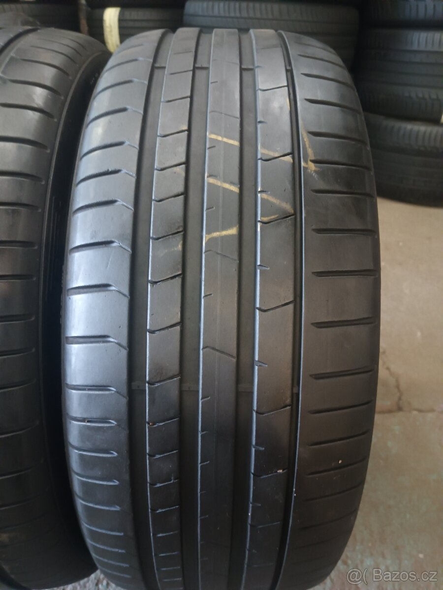 2xletní pneu 225/40/19.Pirelli - 2