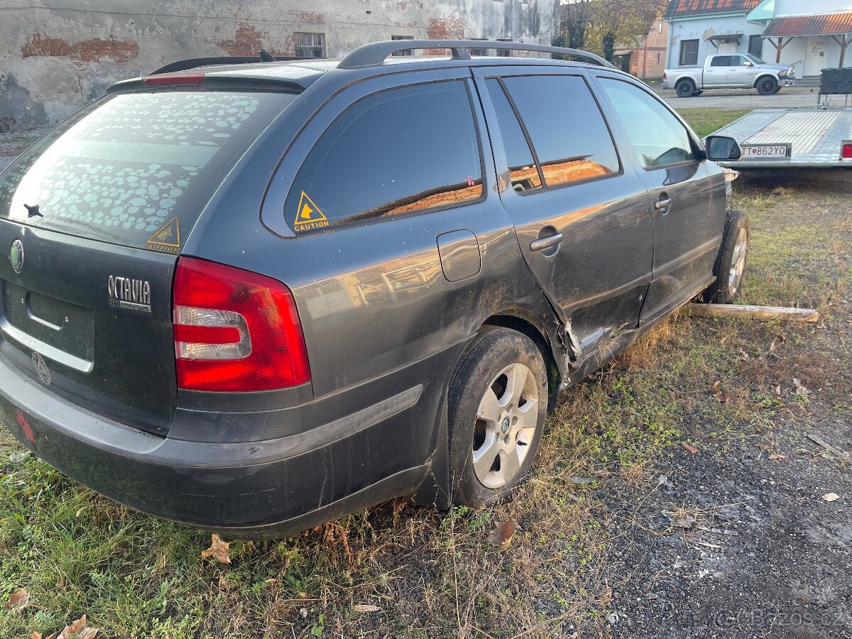 Skoda oktavie benzin - 2