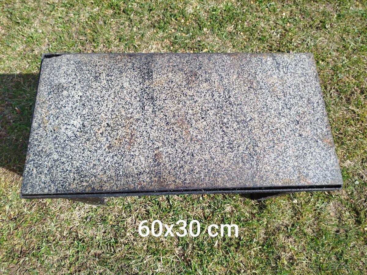 Pečící kámen v rámečku - 2