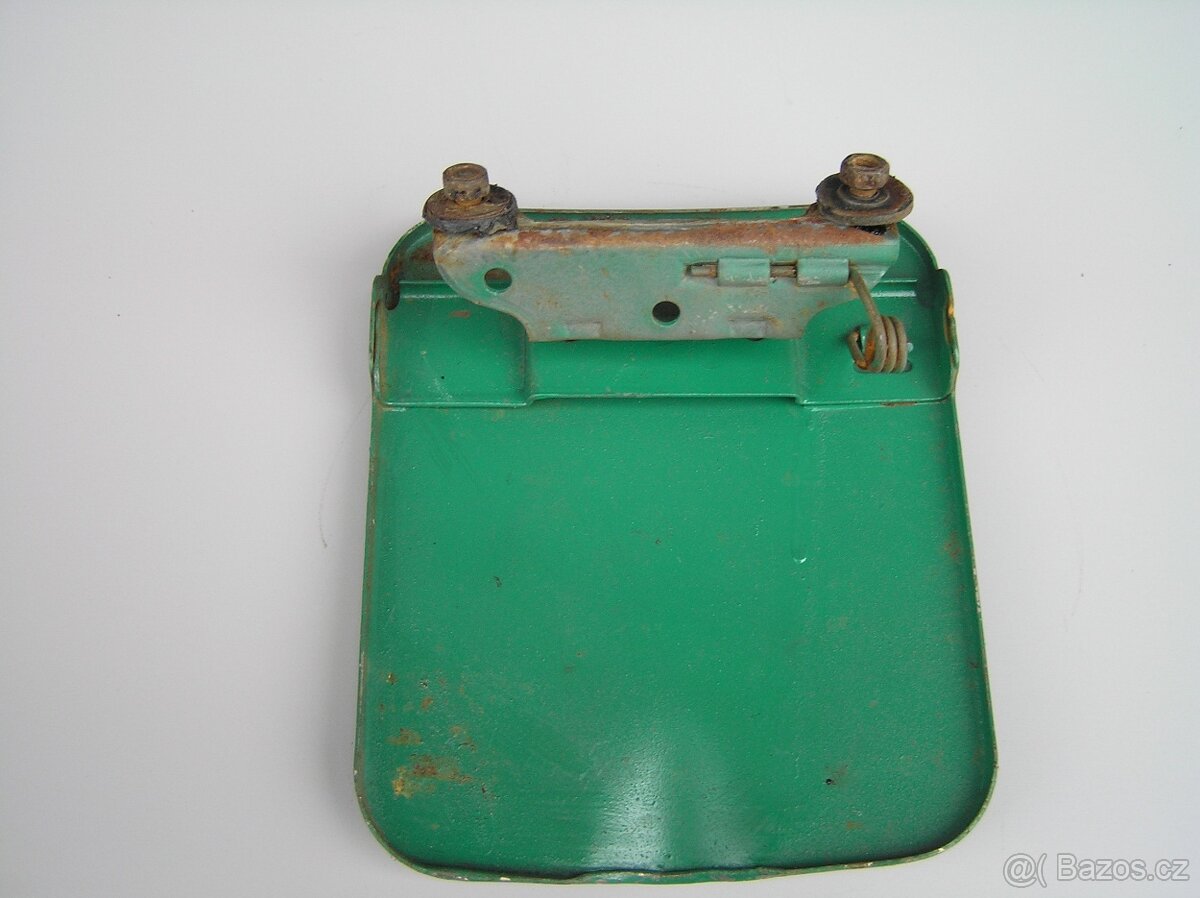 Škoda 110R dvířka blatníku - 2