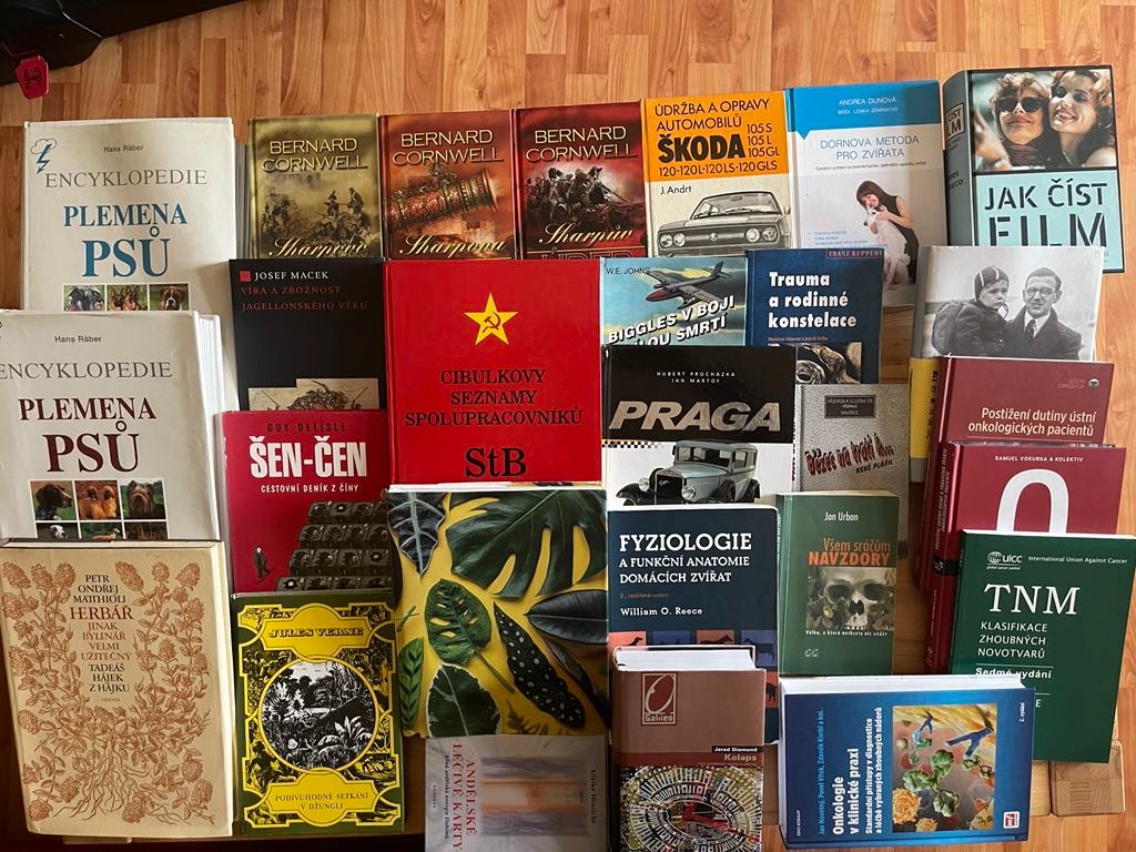 Dějiny hudby,Malý princ,Lexikon magie,Filosofie,anatomie atd - 2