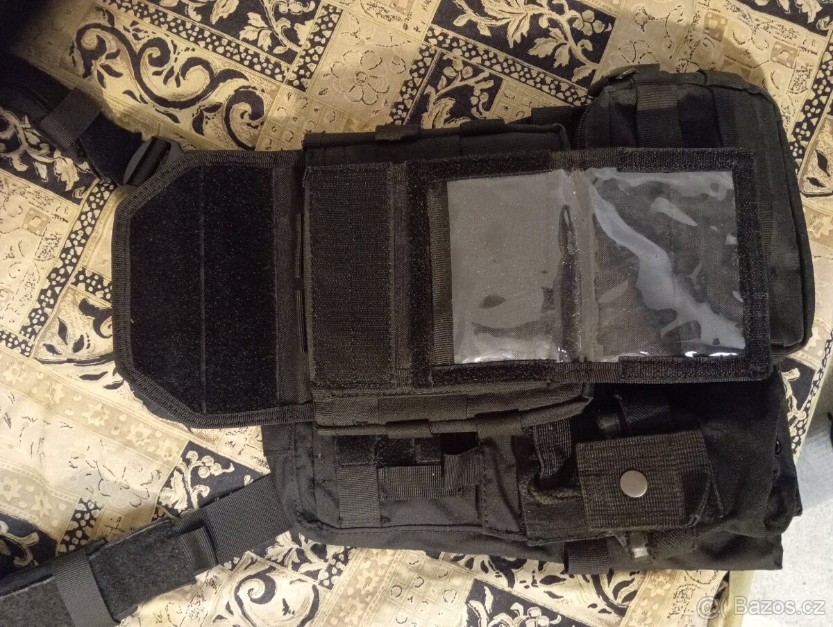 Taktická vesta + 3 dokoupené sumky - 2