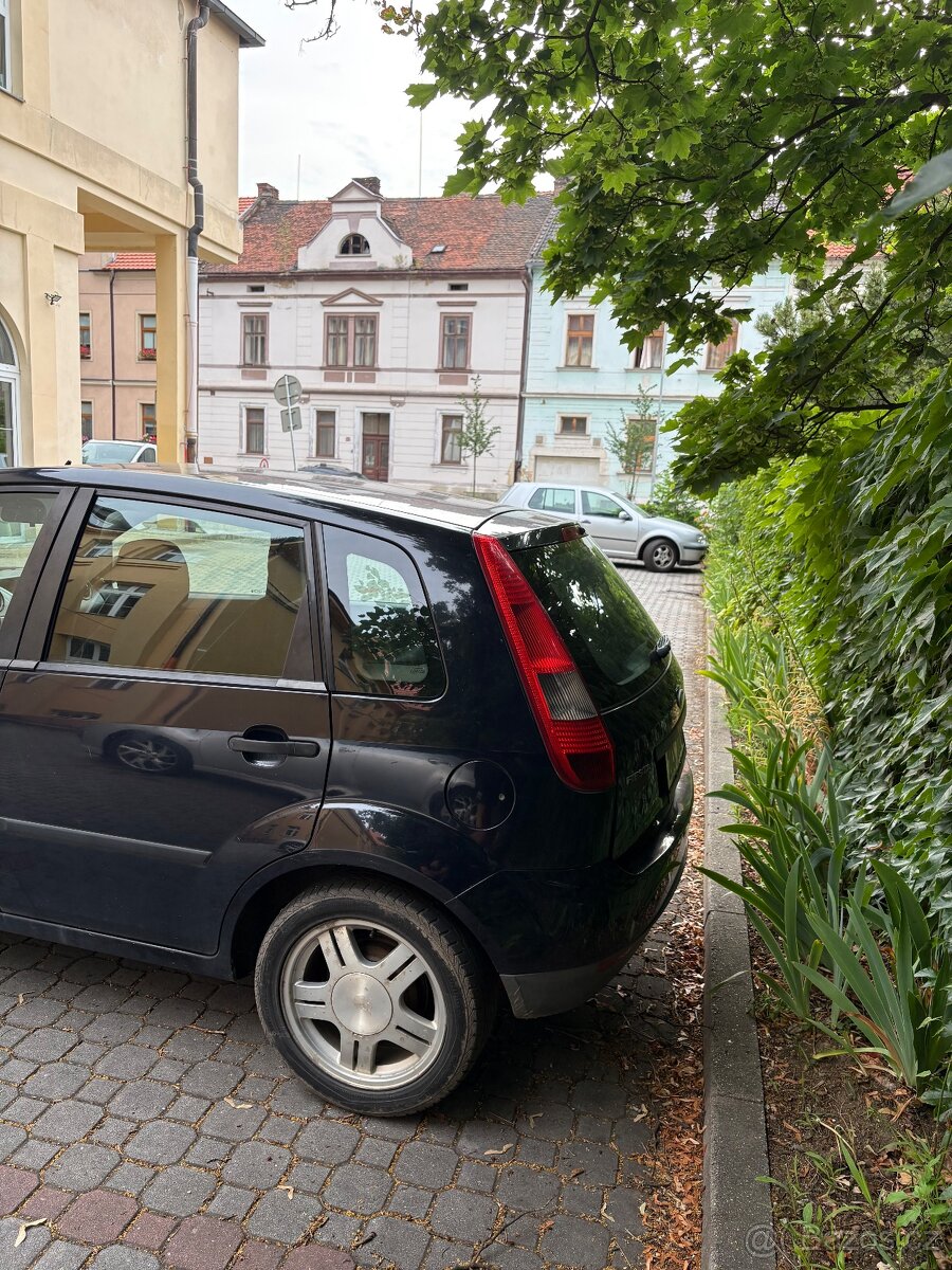 Ford Fiesta 1.3 - 2