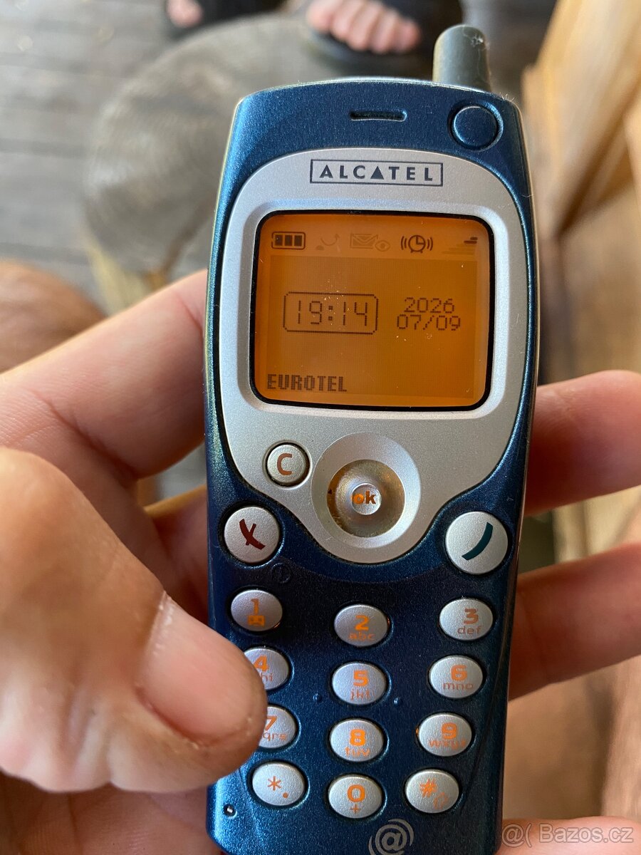 Alcatel One Touch 501 - 2