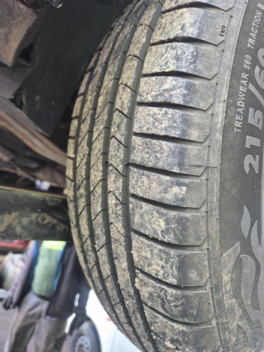 GUMY 215/60 R16 LETNÍ - 2