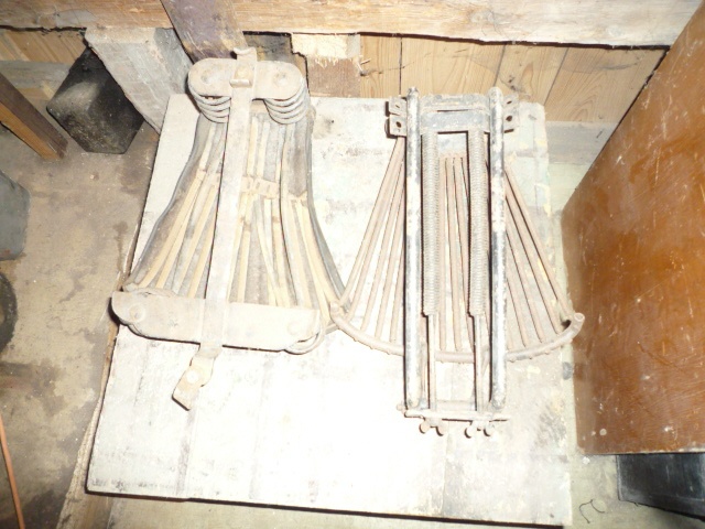 kostry sedaček - 2