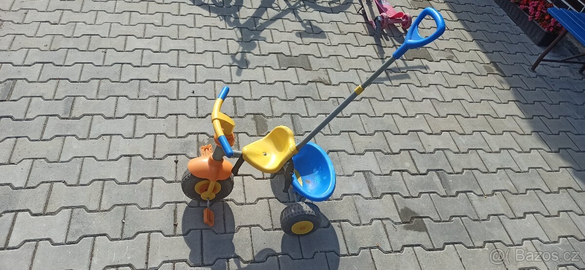 Tříkolka s vodící tyčí - 2