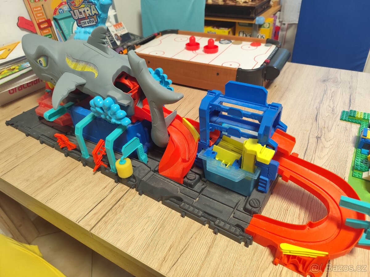 Dráha žralok Hot Wheels - 2