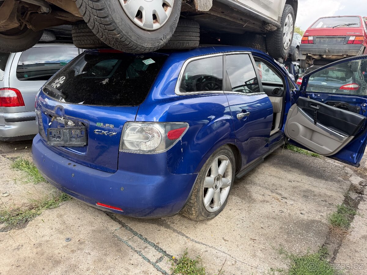 MAZDA CX7 na náhradní díly - 2