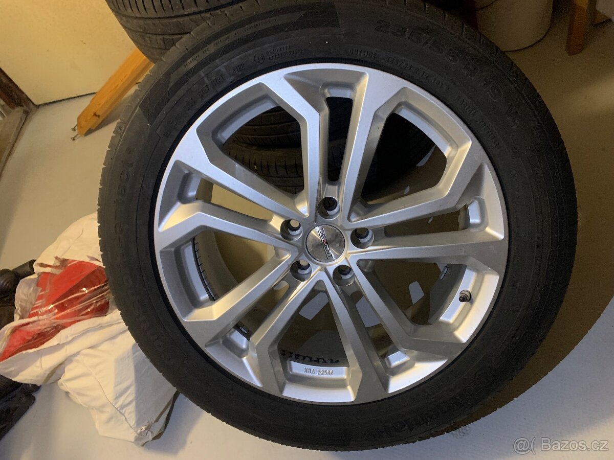 235/55R19 nové 8Jx19 sada - 2