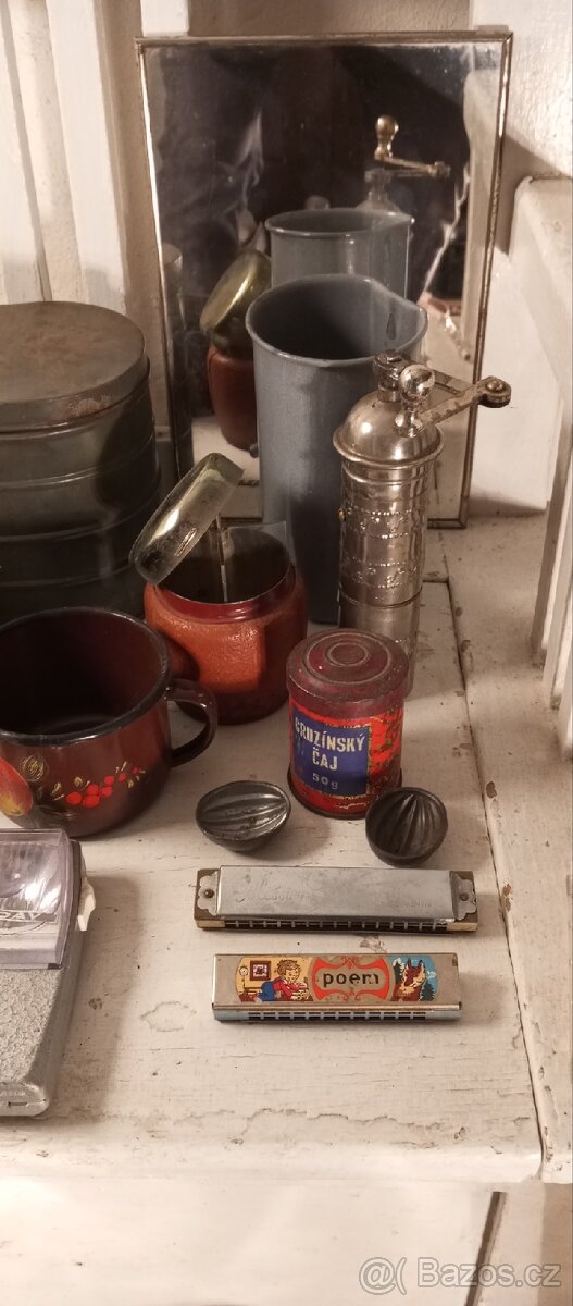 Staré věci z půdy, veteš, pozůstalost - 2