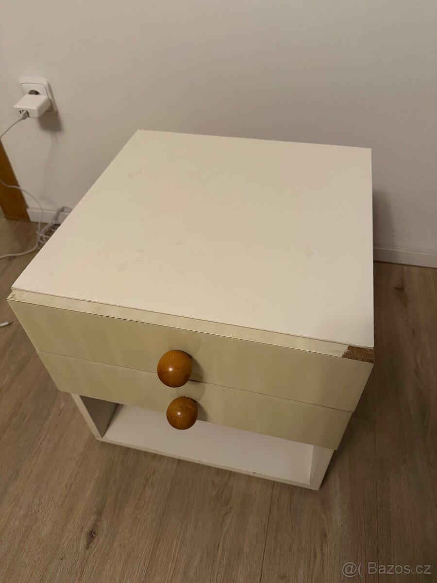 Noční stolek - retro - 2