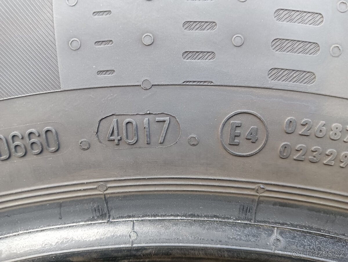 Sada pneu 215/60R17 Continental letní - 2