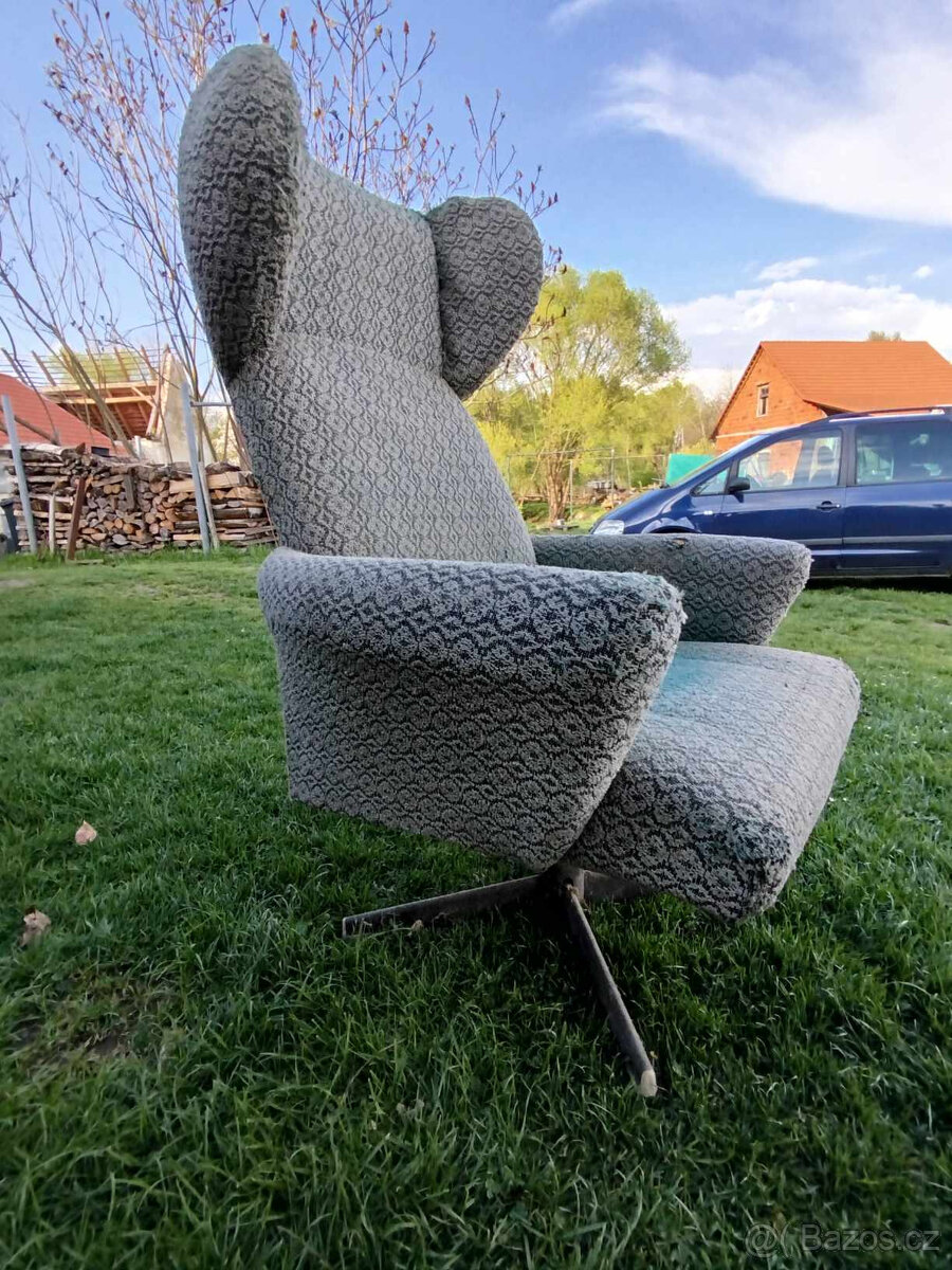 křeslo ušák - 2