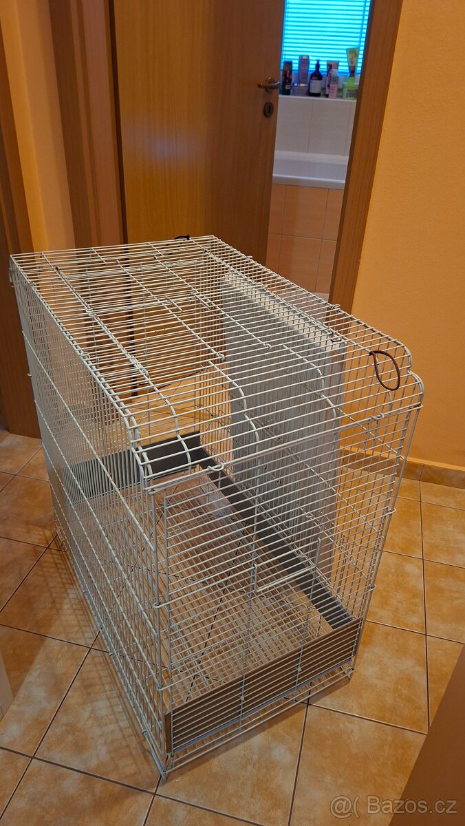 Prodám klec na papoušky, veverky - 2