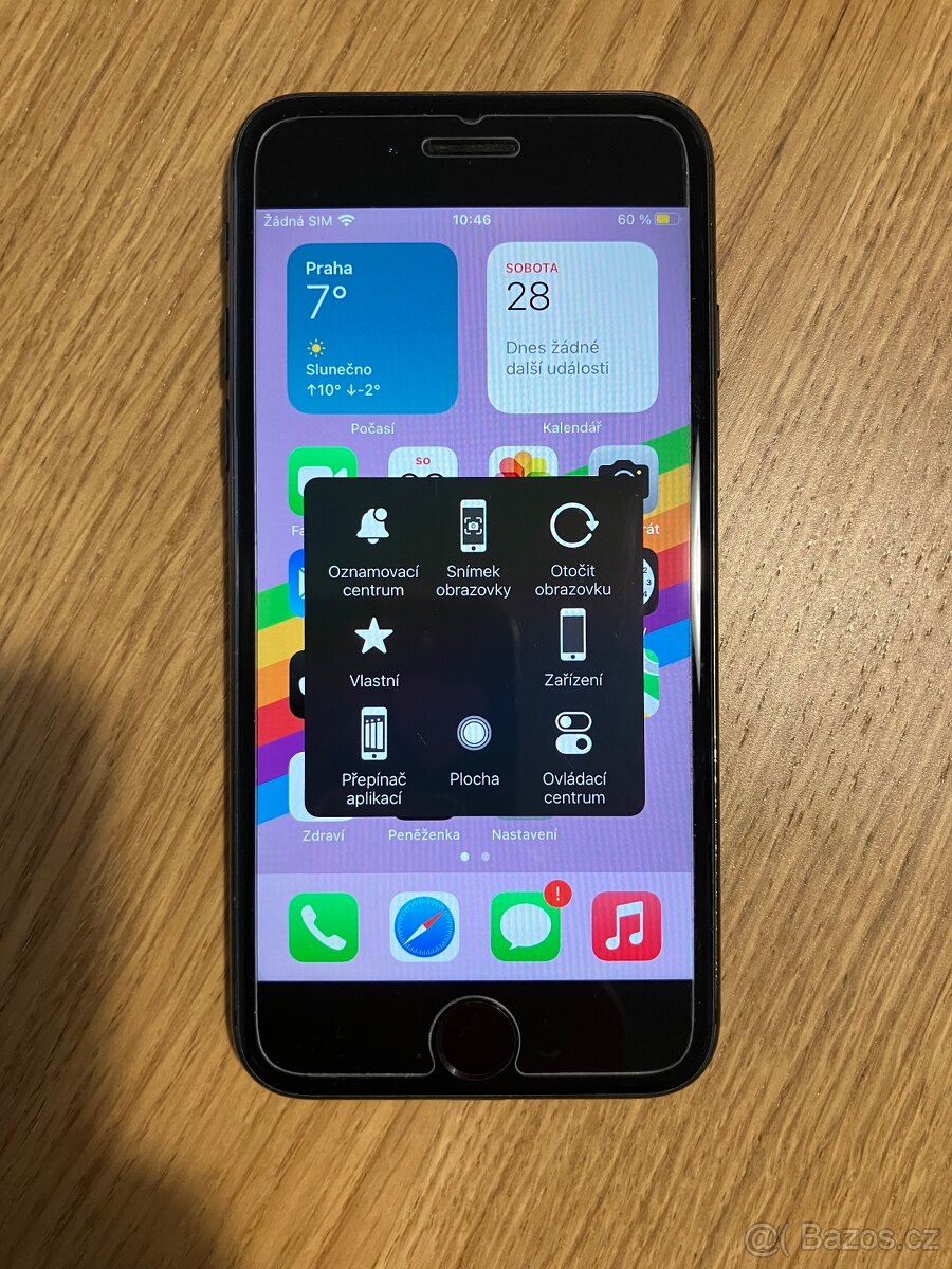 iPhone 7 - 128 GB - Spigen pouzdro - 2