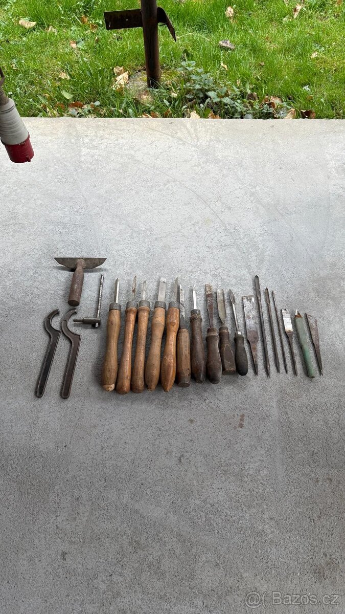 Soustruh na dřevo - 2