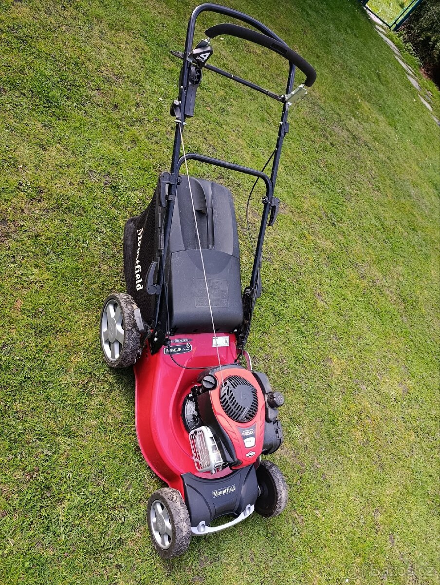 Benzínová sekačka Mountfield s pojezdem - 2