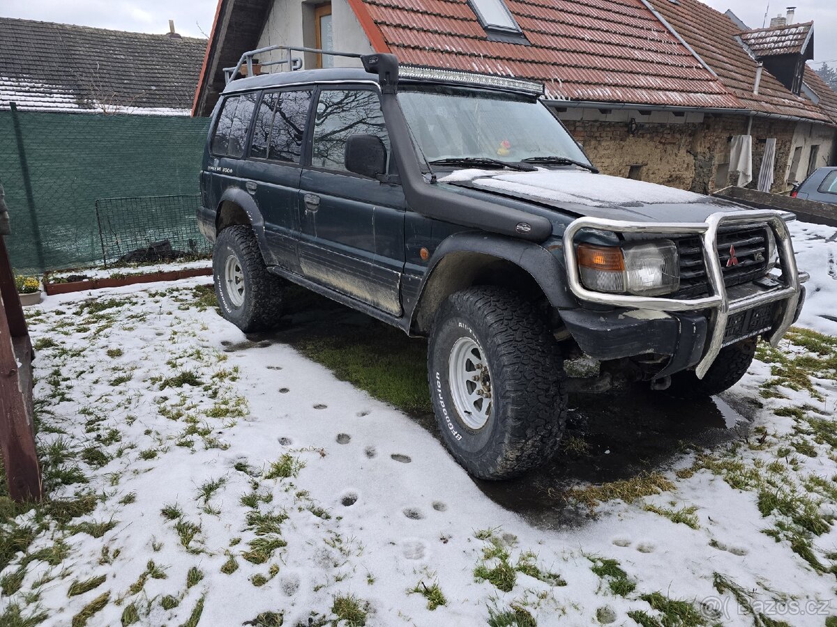 Mitsubishi pajero 2 - 2