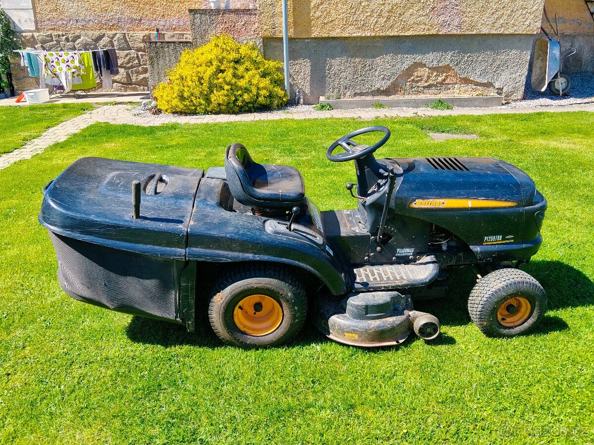 Zahradní traktor - 2