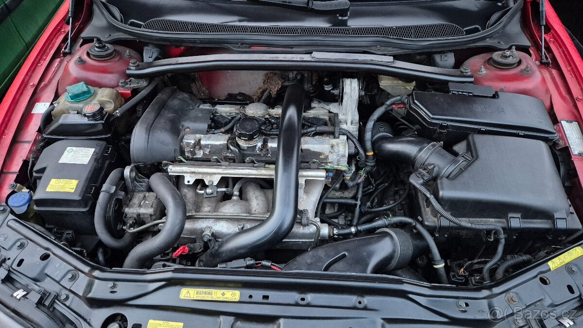 Volvo S60 2.4i 147kw 4×4 - 2