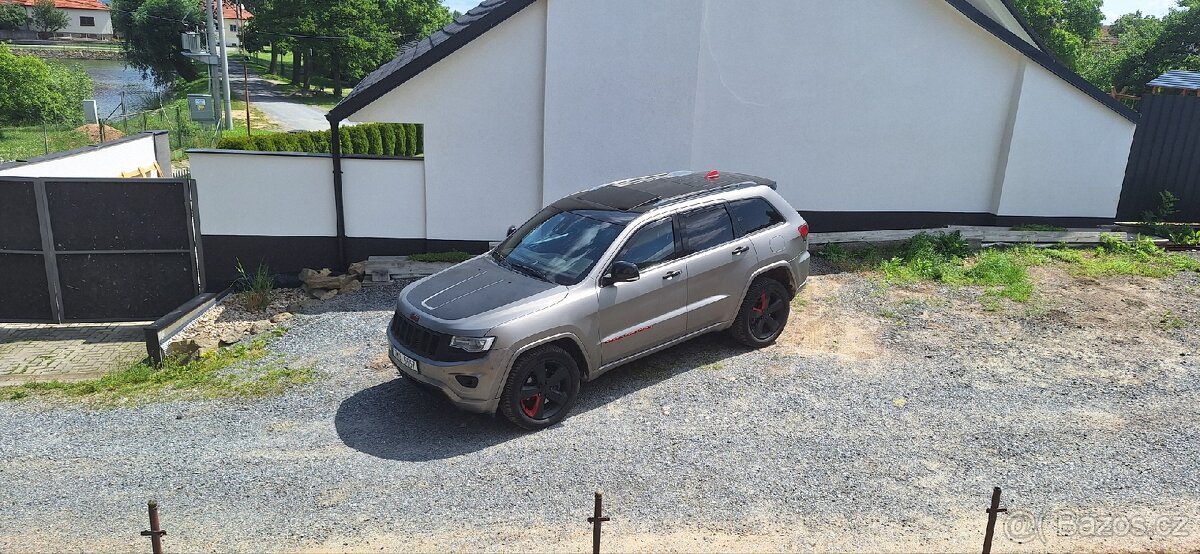 JEEP GRAND CHEROKEE OVERLAND 3.0 CRD, ODPOČET DPH(KEYLESS)