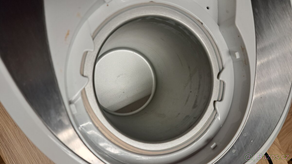 Výrobník zmrzliny - 2