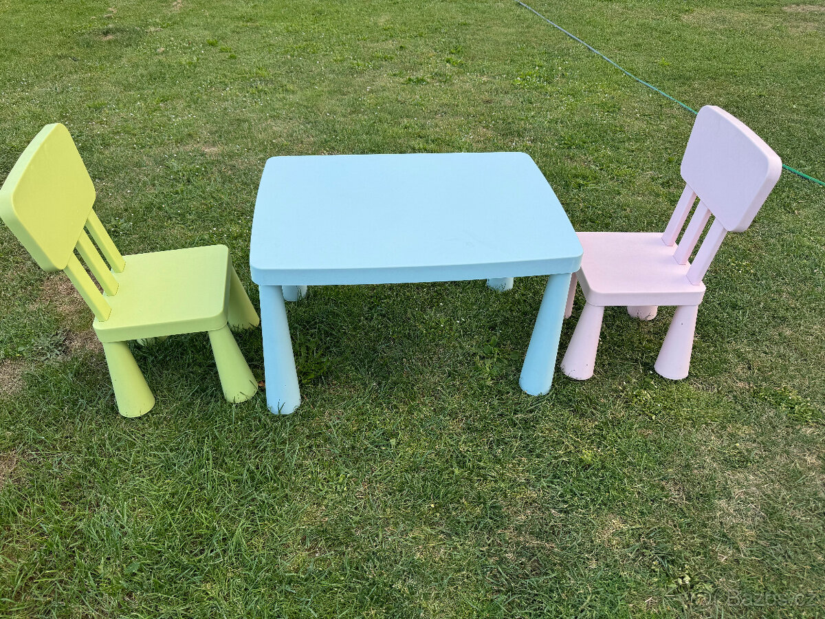Dětský stolek a 4 židličky IKEA Mammut - 2