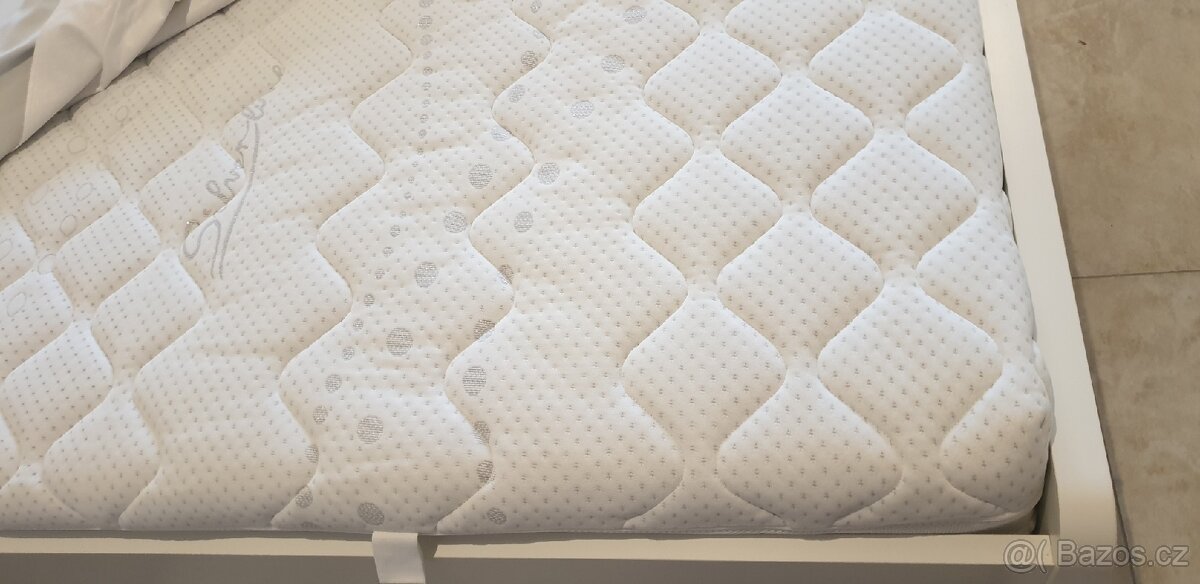 Postel + madrace 140 x 200 - 2