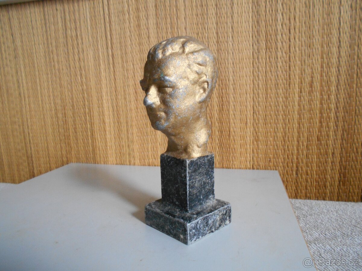 Stará, hliníková busta Klement Gottwald, výška 15 cm - 2