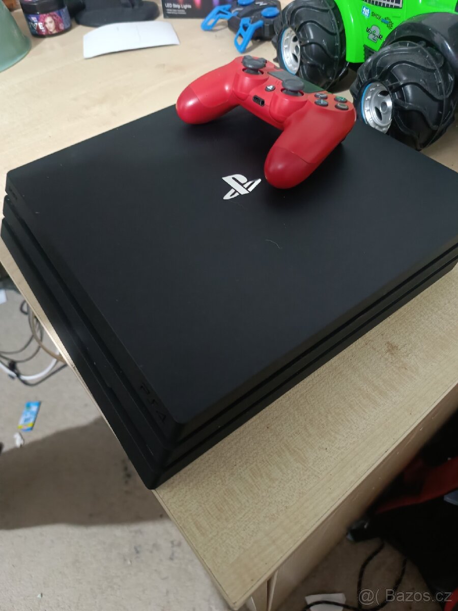 PlayStation 4 pro - 2
