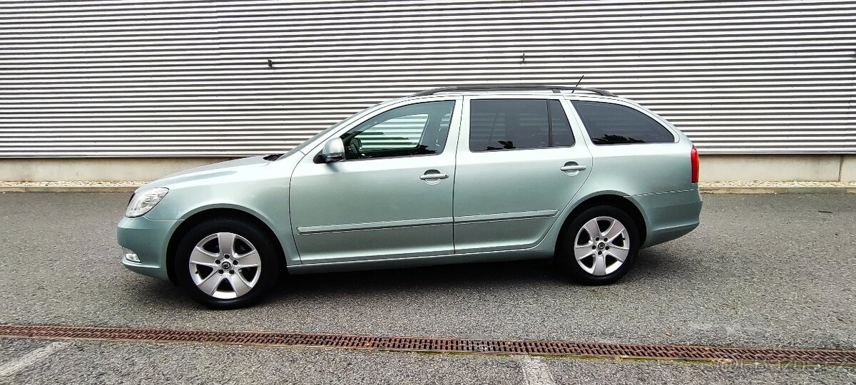 Škoda Octavia, 1.4 TSI Elegance - 2