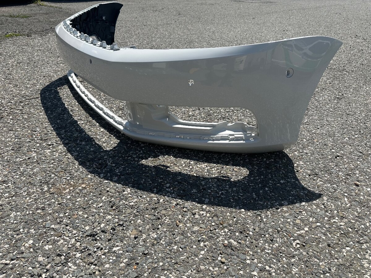 Přední nárazník Passat B7 - 2