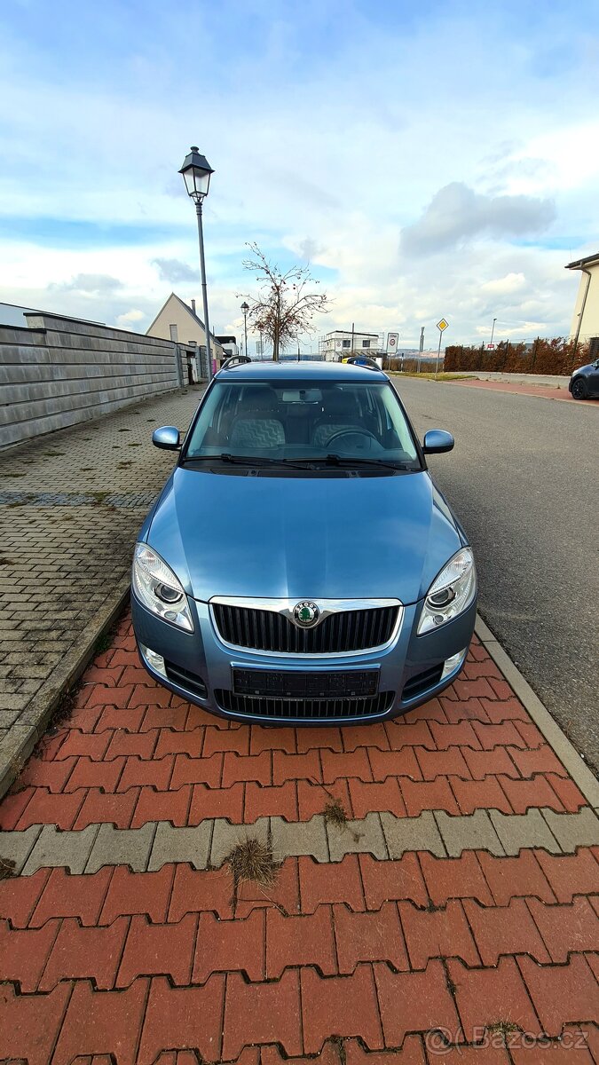 Škoda Fabia 2 Combi 1.4 16v MPI Style Edition - park.senzory - 2