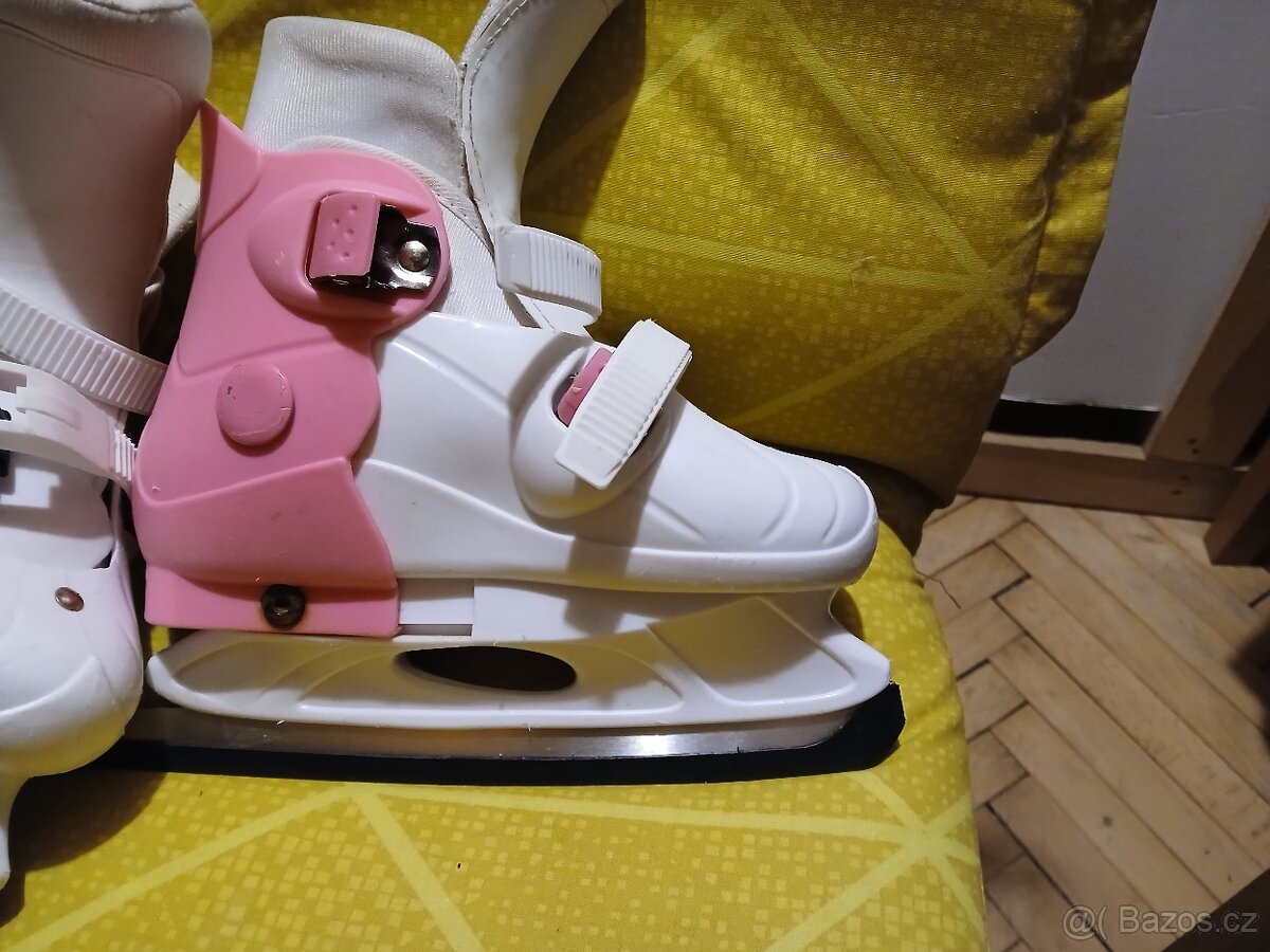 Dívčí roztahovací brusle - 2