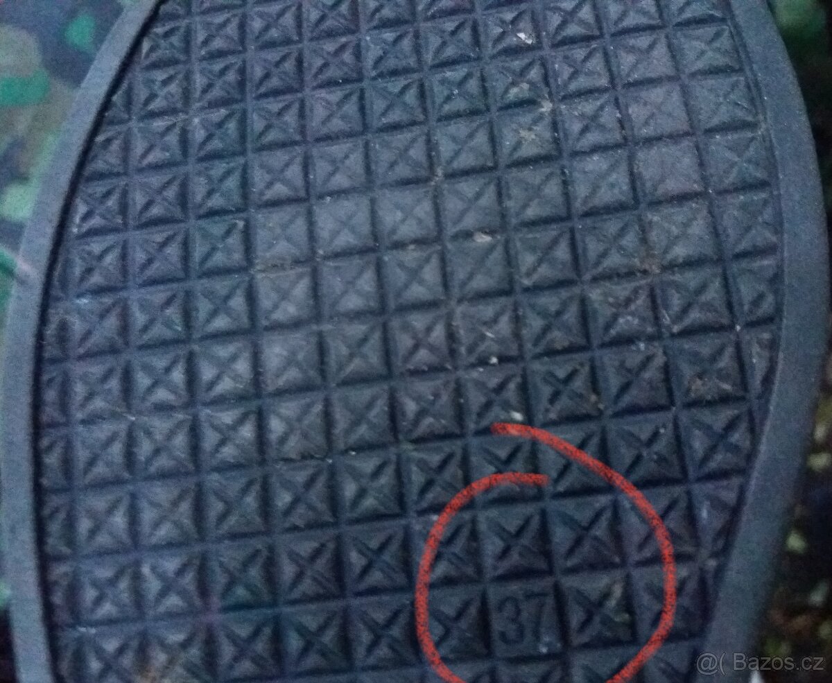 Dámské boty velikost 37 - 2