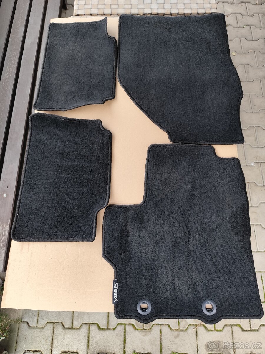 Toyota Yaris 2021 textilní koberce nové - 2