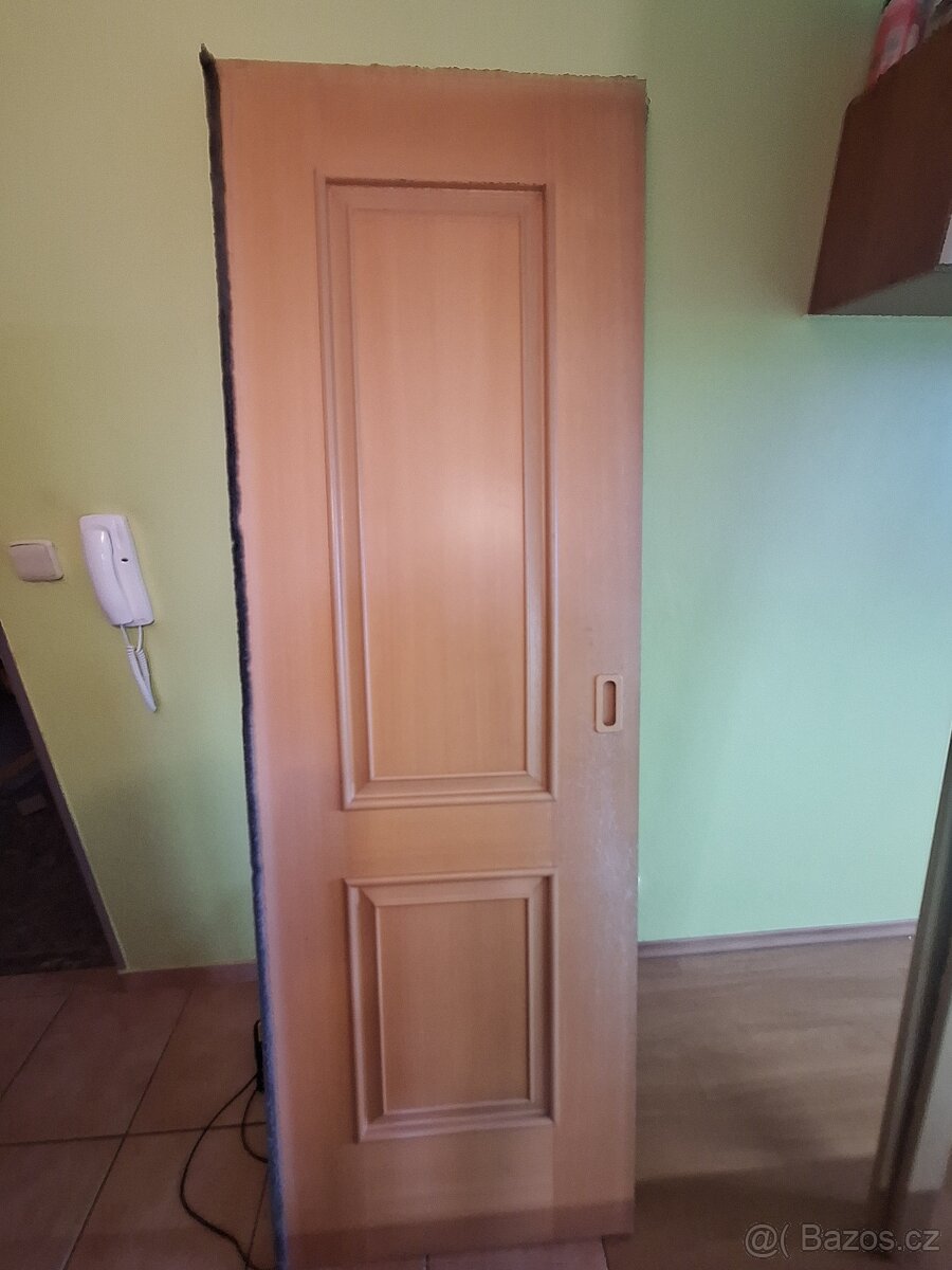 Posuvné dveře do pouzdra. - 2