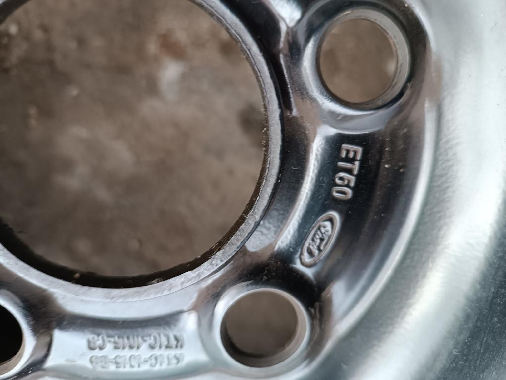 3 ocel. disky "16 Ford Mondeo, Focus, C-Max - 800Kč - 2