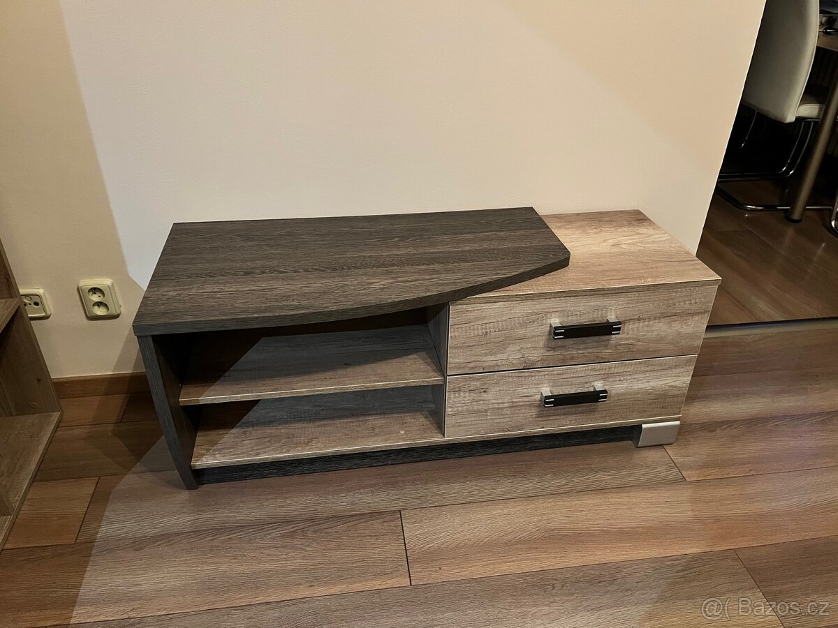 Obývací stěna - 2