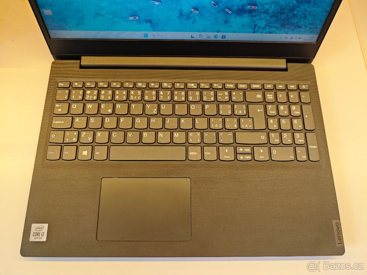 Lenovo V15-IIL - 2
