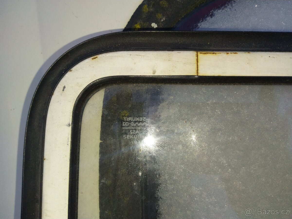 Prodám okna do VW T1 - 2