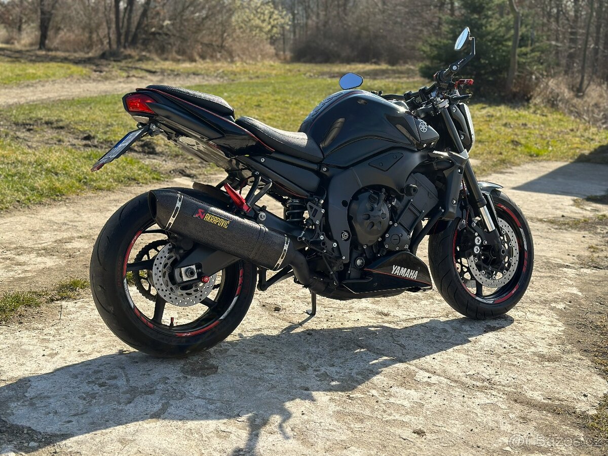 Yamaha FZ1 - 2