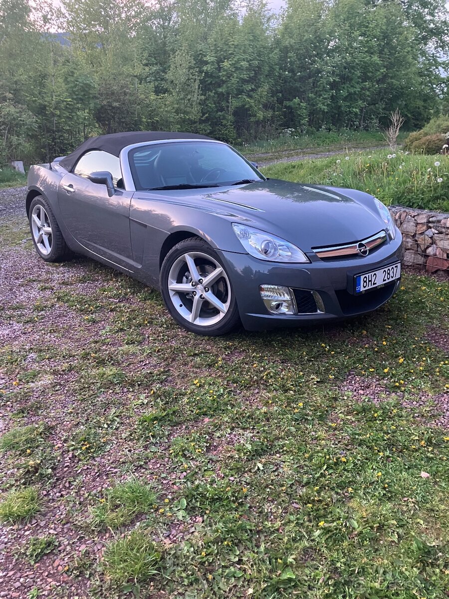 OPEL GT cabrio 2,0 264PS 2011 možná i výměna - 2