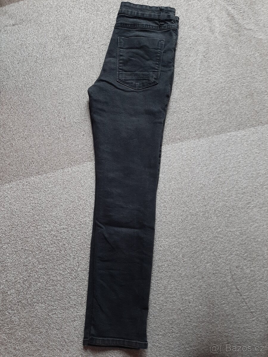 Černé chlapecké rifle - 2
