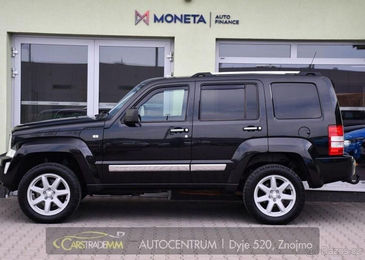 Jeep Cherokee 2.8CRD LIMITED TAŽNÉ - 2