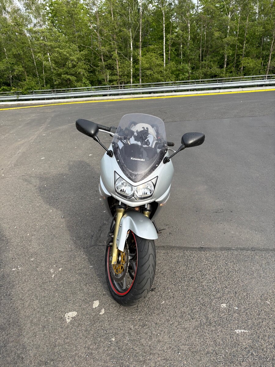 Kawasaki er6f - 2