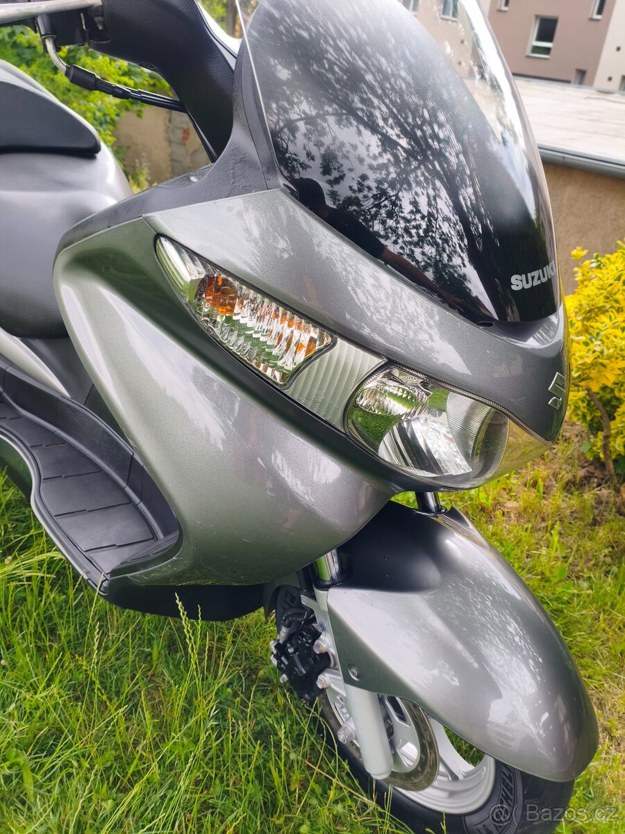 Suzuki Burgman 200i - 2
